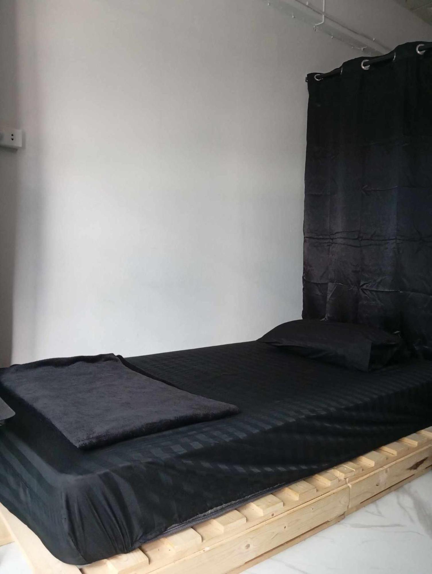 Lita Guesthouse Chiang Mai Exteriör bild