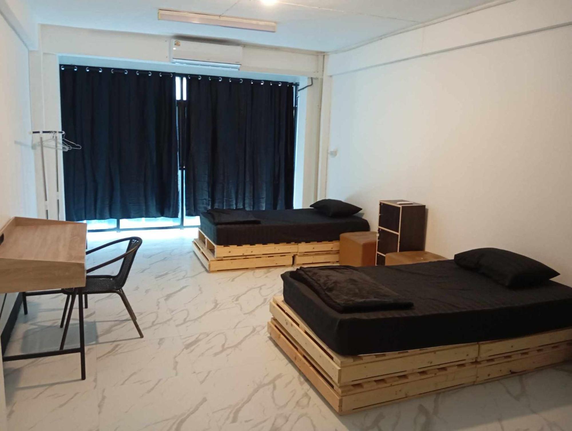 Lita Guesthouse Chiang Mai Exteriör bild