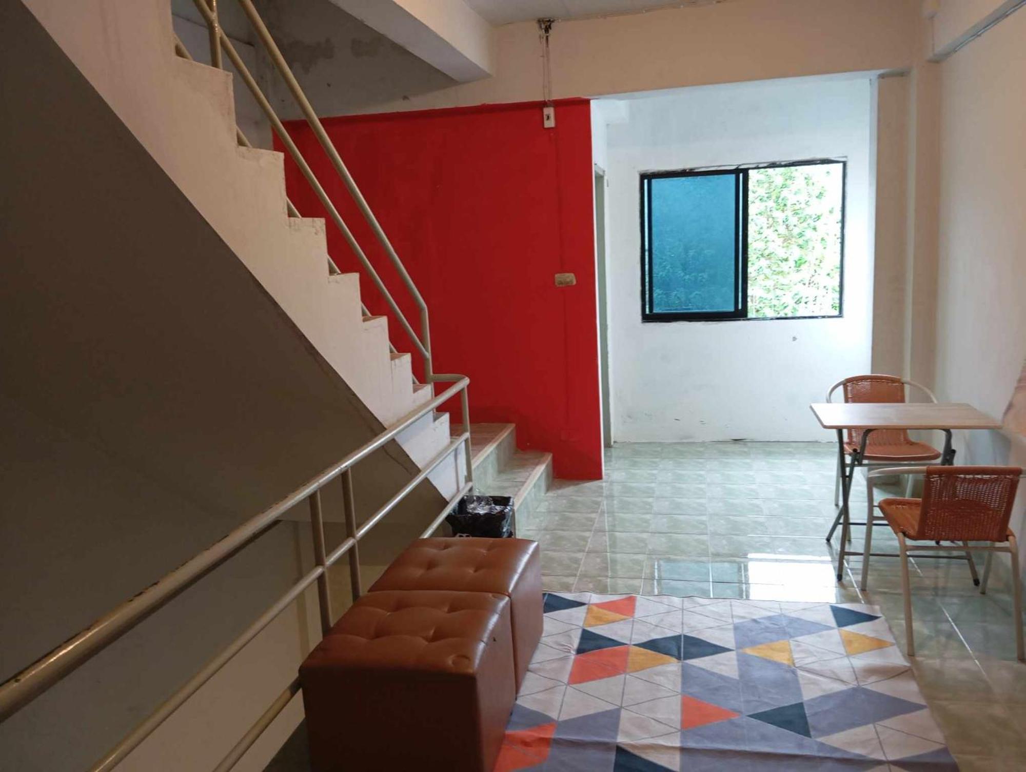 Lita Guesthouse Chiang Mai Exteriör bild